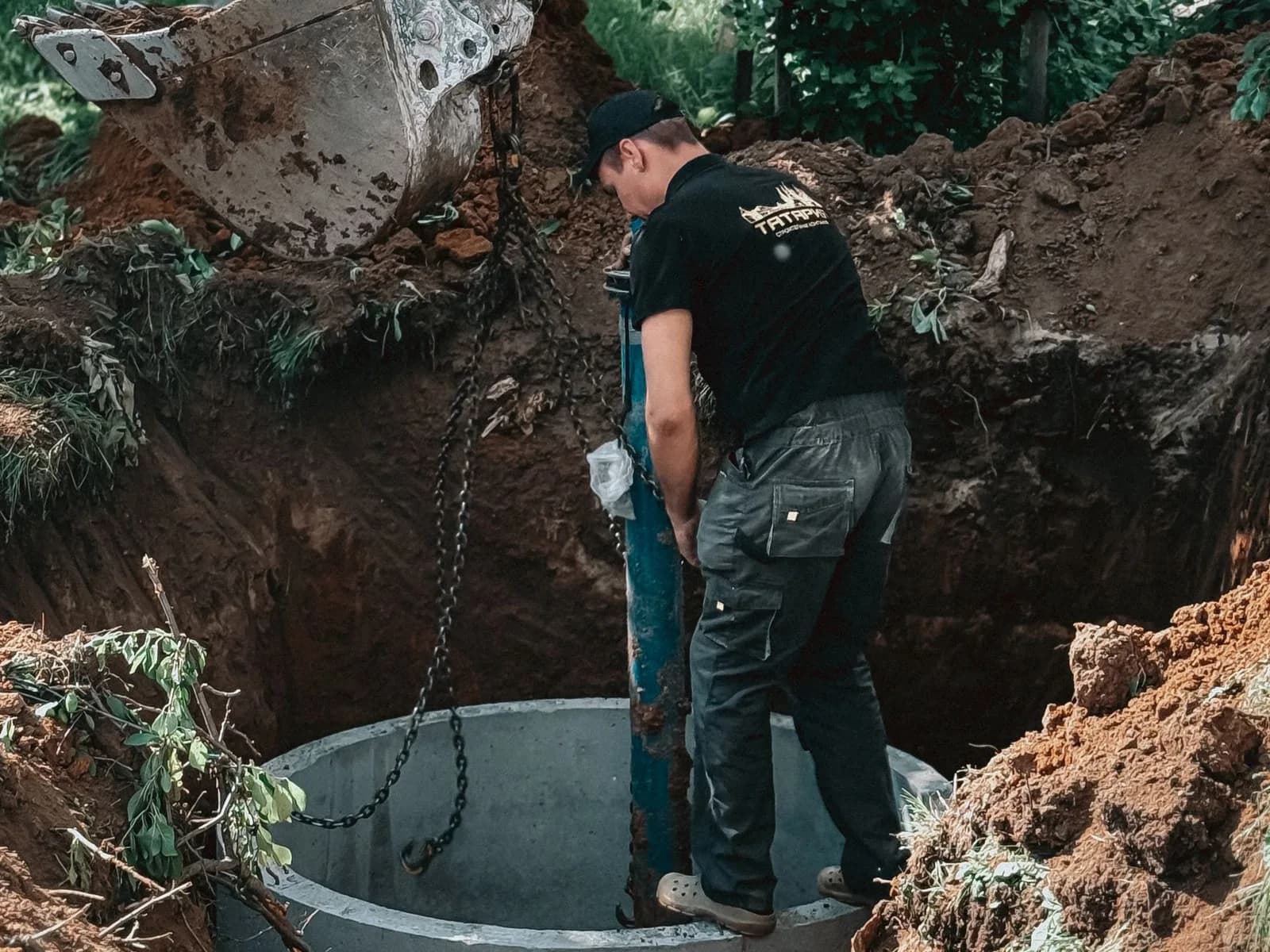 Trabajo de instalación de tubería de concreto, referencia de infraestructura hidráulica subterránea
